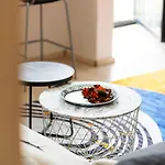 J - Designer Near Buda Castle - Sleeps 6 - 12 With Next Door * Budapest