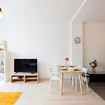 Apartment J - Designer Near Buda Castle - Sleeps 6 - 12 With Next Door *
