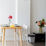 J - Designer Near Buda Castle - Sleeps 6 - 12 With Next Door Appartamento Budapest