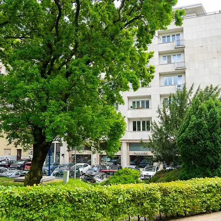 J - Designer Near Buda Castle - Sleeps 6 - 12 With Next Door