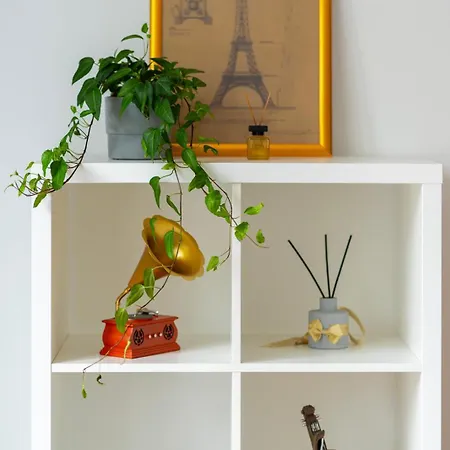 Designer Vintage Near Castle District Apartamento
