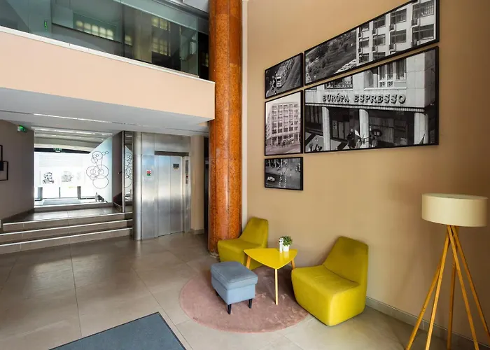 J Home - Designer Apartment Near Buda Castle - Sleeps 6 - 12 With Next Door 布达佩斯