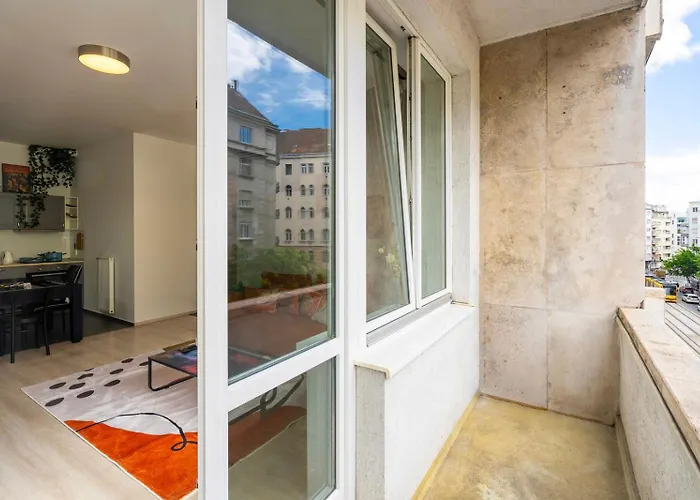 Appartement J - Designer Near Buda Castle - Sleeps 6 - 12 With Next Door *
