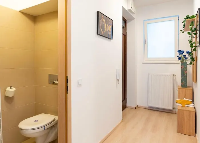 J - Designer Near Buda Castle - Sleeps 6 - 12 With Next Door Appartement