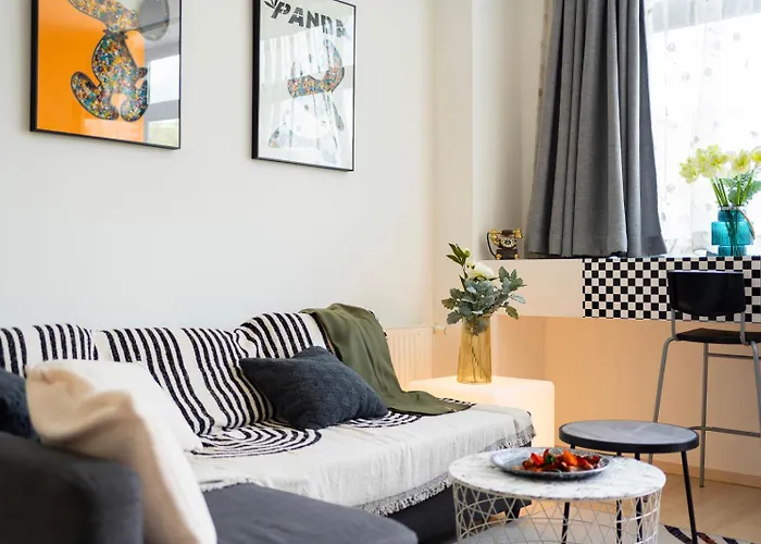 J - Designer Near Buda Castle - Sleeps 6 - 12 With Next Door Appartement *