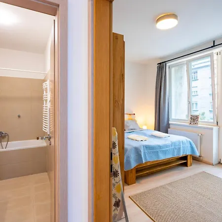 Apartmán J - Designer Near Buda Castle - Sleeps 6 - 12 With Next Door Budapešť